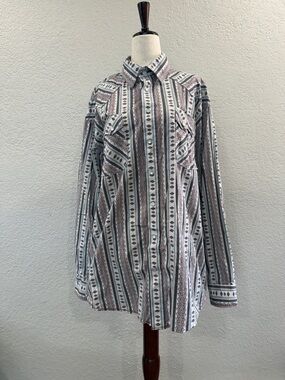 Panhandle Long Sleeve Monk Pearl Snap